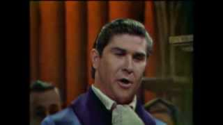 Sherrill Milnes Christmas Hark the Herald Angels Sing.wmv