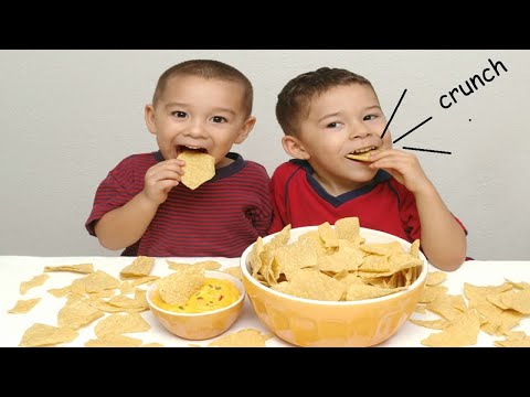 crunch,crunchy,munch,munchy-bite ASL