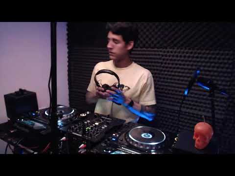 THEOS,  LondonGround, Alessio Viggiano, Parsec | Losub x Moodswing Episode 39 - April 9, 2021