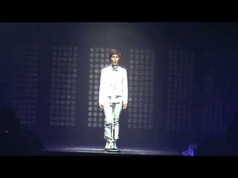 Onew solo Nessun Dorma live in Paris