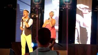 MOV06089   Christoff  en Lindsay  "    Kom in mijn armen   "