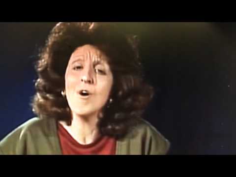 Andrea Martin as Linda Lavin.