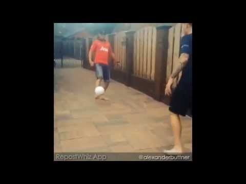 Alexander Buttner Football skills