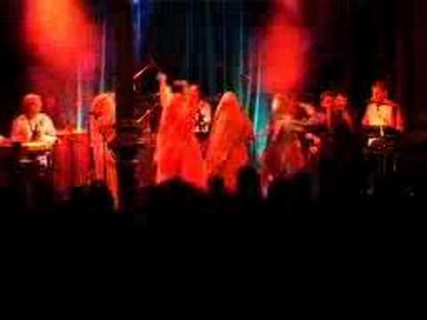 Golbang  & Raks el Hawanem  Vash Malle