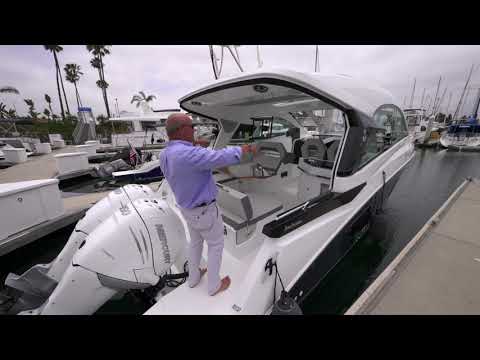 BENETEAU Gran Turismo 32: Walkthrough, Features & More BENETEAU Gran Turismo 32: Walkthrough, Features & More