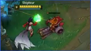 The Consequences of Making Cannon Minions Worth More Gold Than Champions - Best of LoL Streams #334