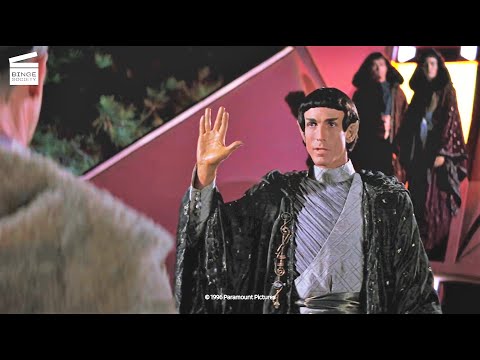 Star Trek: First Contact: The Vulcans arrive on Earth