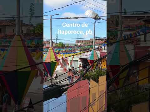 Centro de itapororoca, mostrando a cidade.