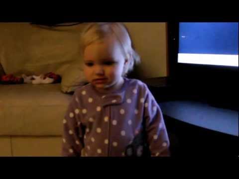 Charlotte Sings "Menah Menah"