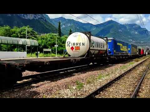 Una Raccolta di Treni Merci sulla Linea del Brennero