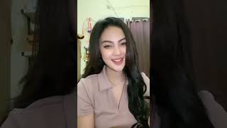 Download lagu Goyang Manja Tante wikwik bigo live hot mp3