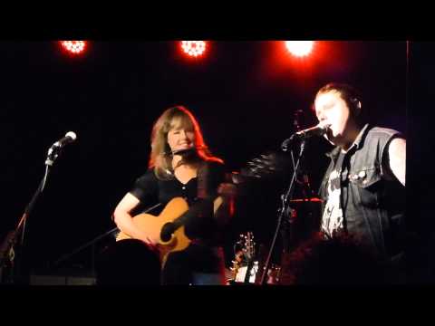 Emily Barker w. Austin Lucas - Fields Of June - live Munich 2014-03-14