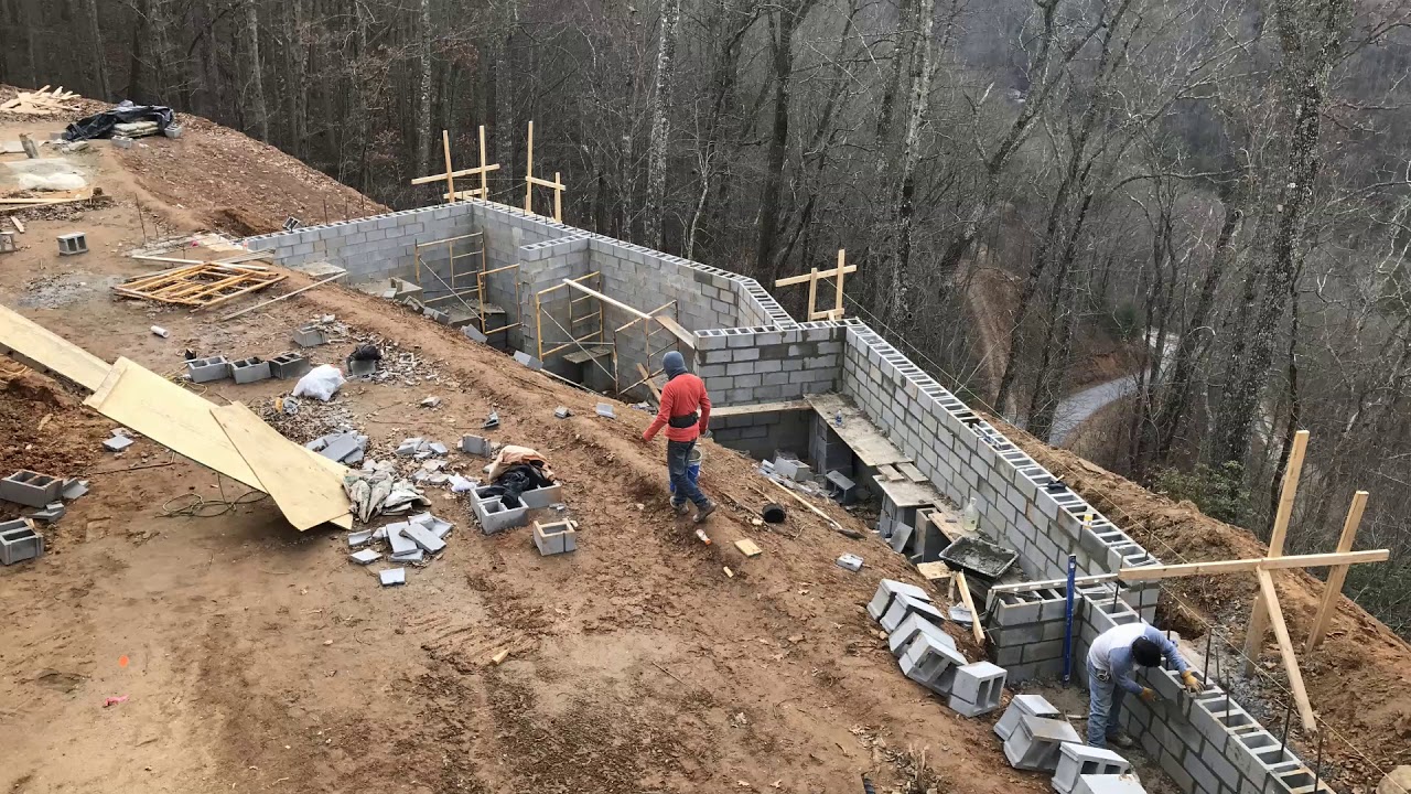 Building On A Slope Featherstone Franklin, NC