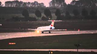 preview picture of video 'Night Shots: Fokker 70 Landing at Leipzig/Halle Airport (Germany)'