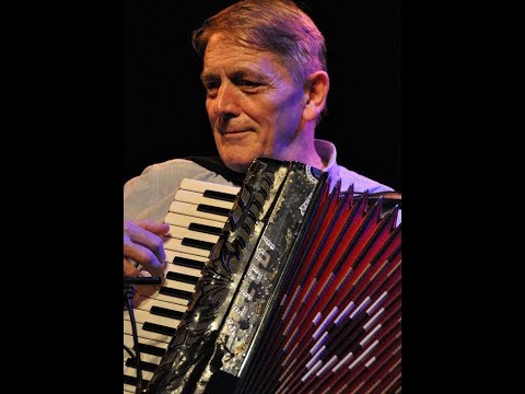 Geraint Watkins Band   Flip, Flop & Fly