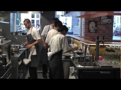 Restaurant Relæ at service in Copenhagen