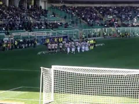 Palermo -Siena 1-2 Ingresso in campo delle squadre