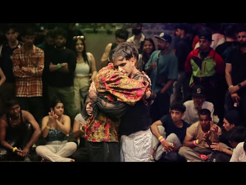 Shubham vs Atharva Face Off in Top 16 Whacking Battle | SkyBoy TV