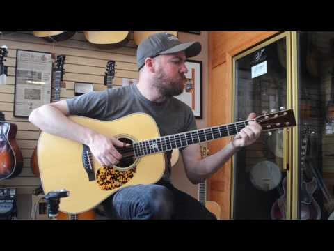 Acoustic Music Works - Santa Cruz Tony Rice Pro, German Spruce, Brazilian