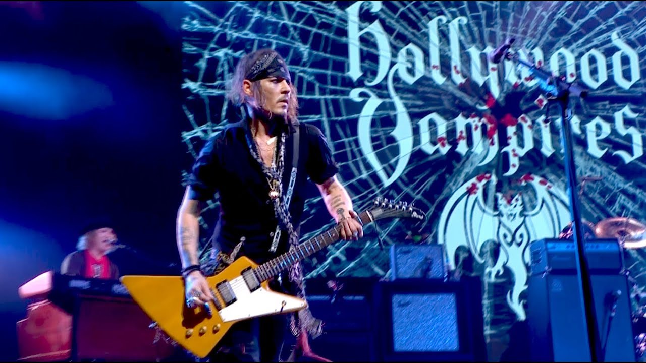 Hollywood Vampires - The Boogieman Surprise Live (Official Video) - YouTube