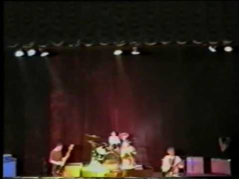 aron pallesen NUMB N NAKED performing JIMI HENDRIX purple haze @ youth jam hawkes bay circa 1995
