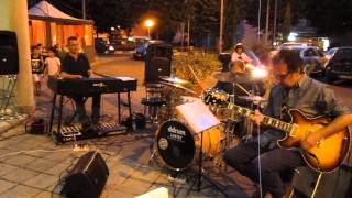 The New Organ Trio - Back To The Chicken Shack (Jimmy Smith cover)