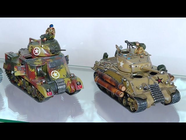 В Ангарской школе искусств №2 открылась выставка моделей военного оборудования.