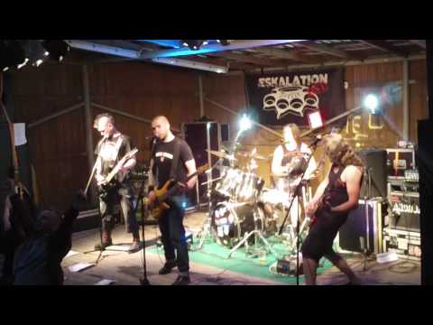 Eskalation Ost (Punkrock Berlin) Unsere Straße (2) live @ Eichigt Open Air 2017 Veilsdorf
