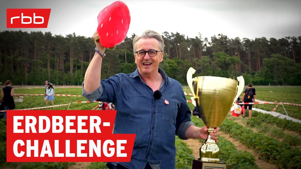 Erdbeerpflücken: Die Challenge - Wer sammelt am meisten? | SUPER.MARKT