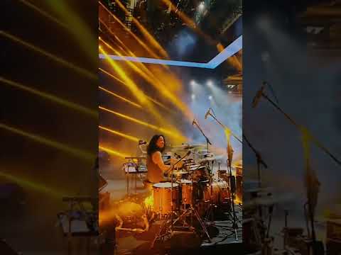 Ray Prasetya with Teddy Adhitya - Langit Favoritku