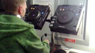 DJ KLIP & MC BENSTA ON WWW.PYRORADIO.COM - HARRY SHOTTA'S SHOW - PART 2 0F 2
