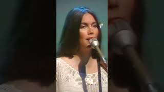 Emmylou Harris Save the Last Dance for Me