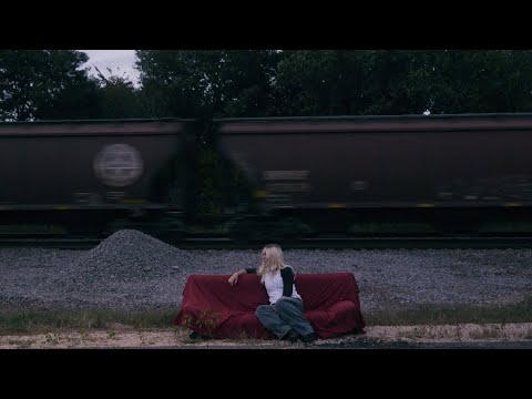 Carlie Hanson - Take My L (Official Visualizer)