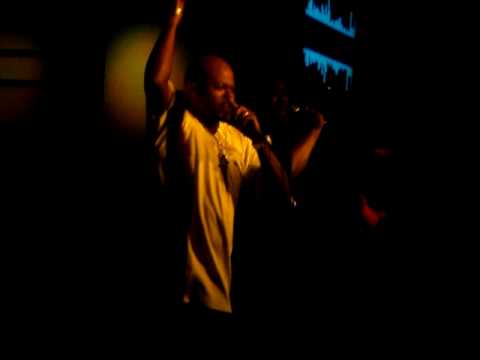 Raw Dawg Madd Judge Live - Ol' School Interlude and U Told Me Remix.AVI