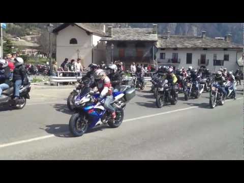 13° Memorial Spadino- 1° aprile 2012- La partenza dei motociclisti da MORGEX