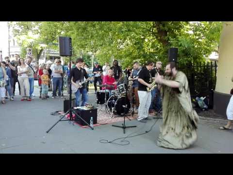 SkaDyktator i Jego Kosmiczne Kombo - monkey man