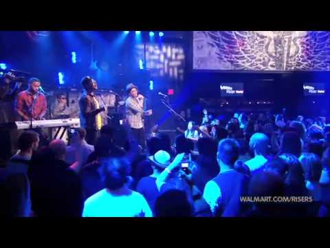 Bruno Mars - Just The Way You Are LIVE HD