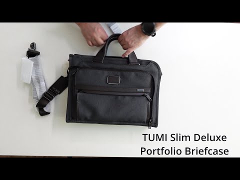 UNBOXING/TRAVEL GEAR:  TUMI Slim Deluxe Portfolio