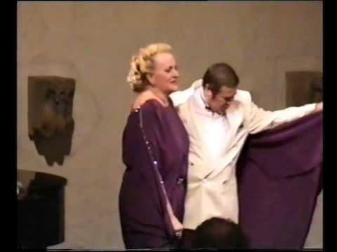Funny situation with Raisa Kotova and Vladimir  Koval in concert. Prague 1997