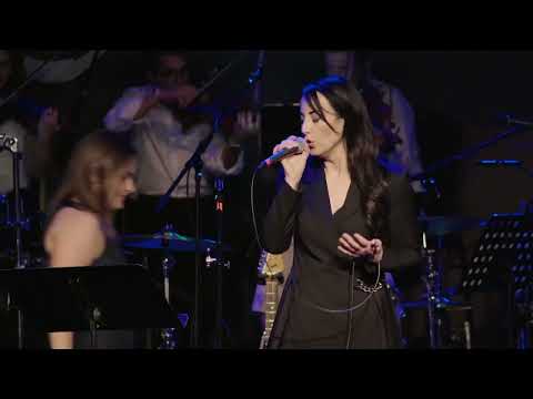 Carly Smithson Sings “God Only Knows” at The Tribe’s 10-Year Anniversary & Tribute to The Beach Boys