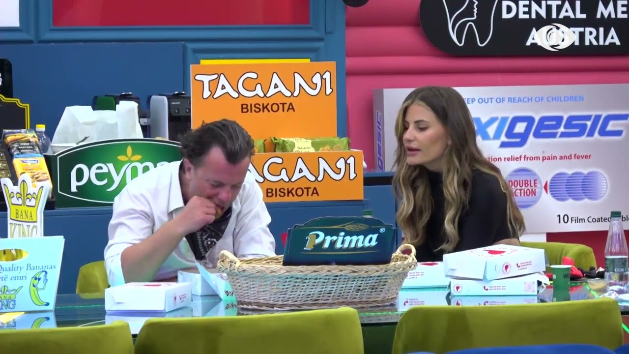 Im at vdiq pa e bërë gjysh/ Laerti emocionohet teksa flet për babain, Valbona e puth