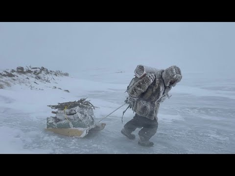 Surviving a −27°C (−17°F) Blizzard | Alone in a Hot Tent