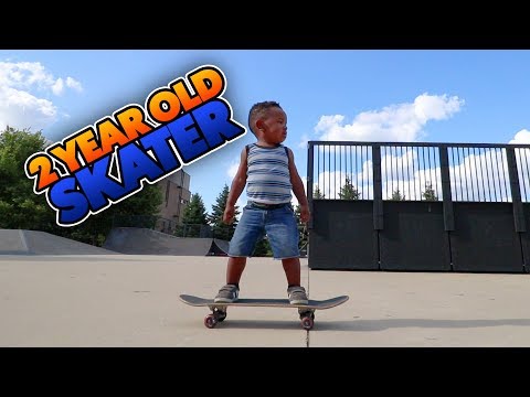 TEACHING A 2 YEAR OLD TO SKATEBOARD!