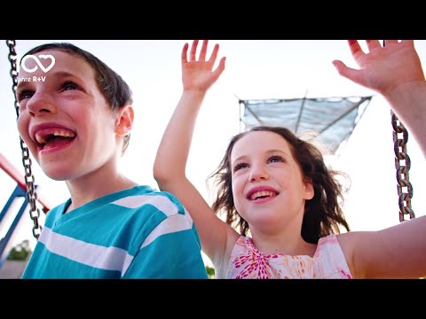 Wie körperlich Behinderte schaukeln können: der Verein Pro-Inklusionsschaukel  | 100 Jahre R+V