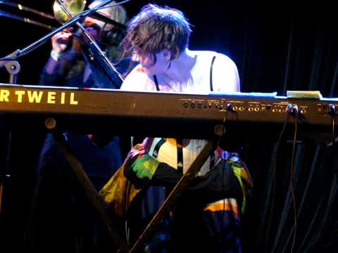 14/14 Amanda Palmer - Oasis/Twist & Shout + Leeds United @ State Theater, Falls Church, VA 11/19/09