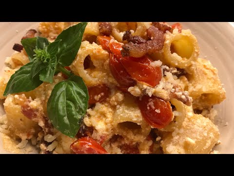PASTA VELOCISSIMA E PIENA DI SAPORE CON POMODORINI, RICOTTA E GUANCIALE