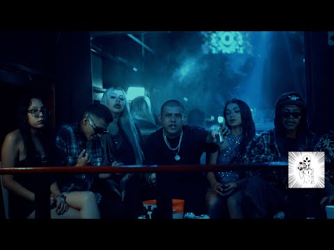 BTS "Sabadrugs" @ElReghosg / @ILUMINATIKOFICIAL / @Lokothl / @EmeSenick (Detras de cámaras)