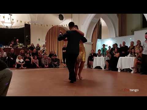 Edwin Espinosa y alexa Yepes Arboleda  "Zapatos Rotos"  (E. Rodriguez)