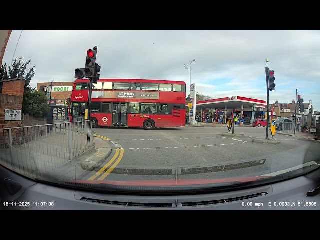 Goodmayes test route through Ilford lane at 10.44am
