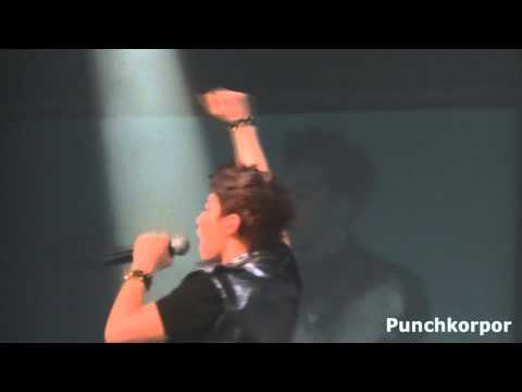 [FANCAM] 110730 Eversense Fanmeeting - Hands Up (Junho part)